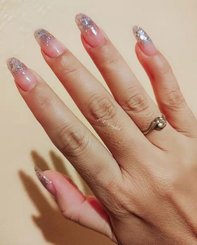 réalisation LX ongles Le Creusot ongles.dlmtec.com