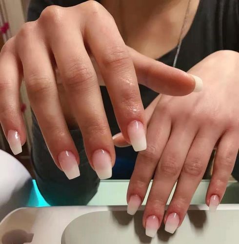 réalisation LX ongles Le Creusot ongles.dlmtec.com